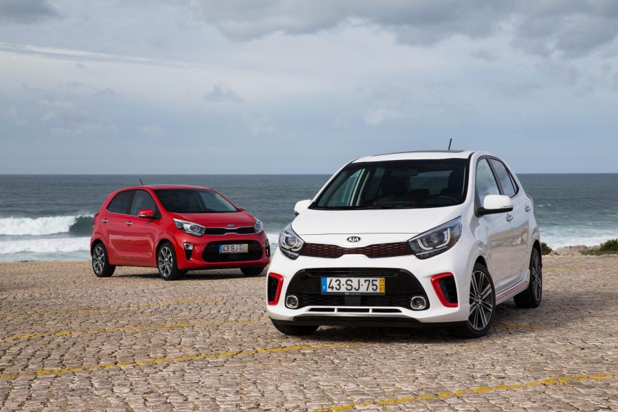  Kia Picanto GT Line 5-Door 2017 года  (WW) (фото 12 из 45)